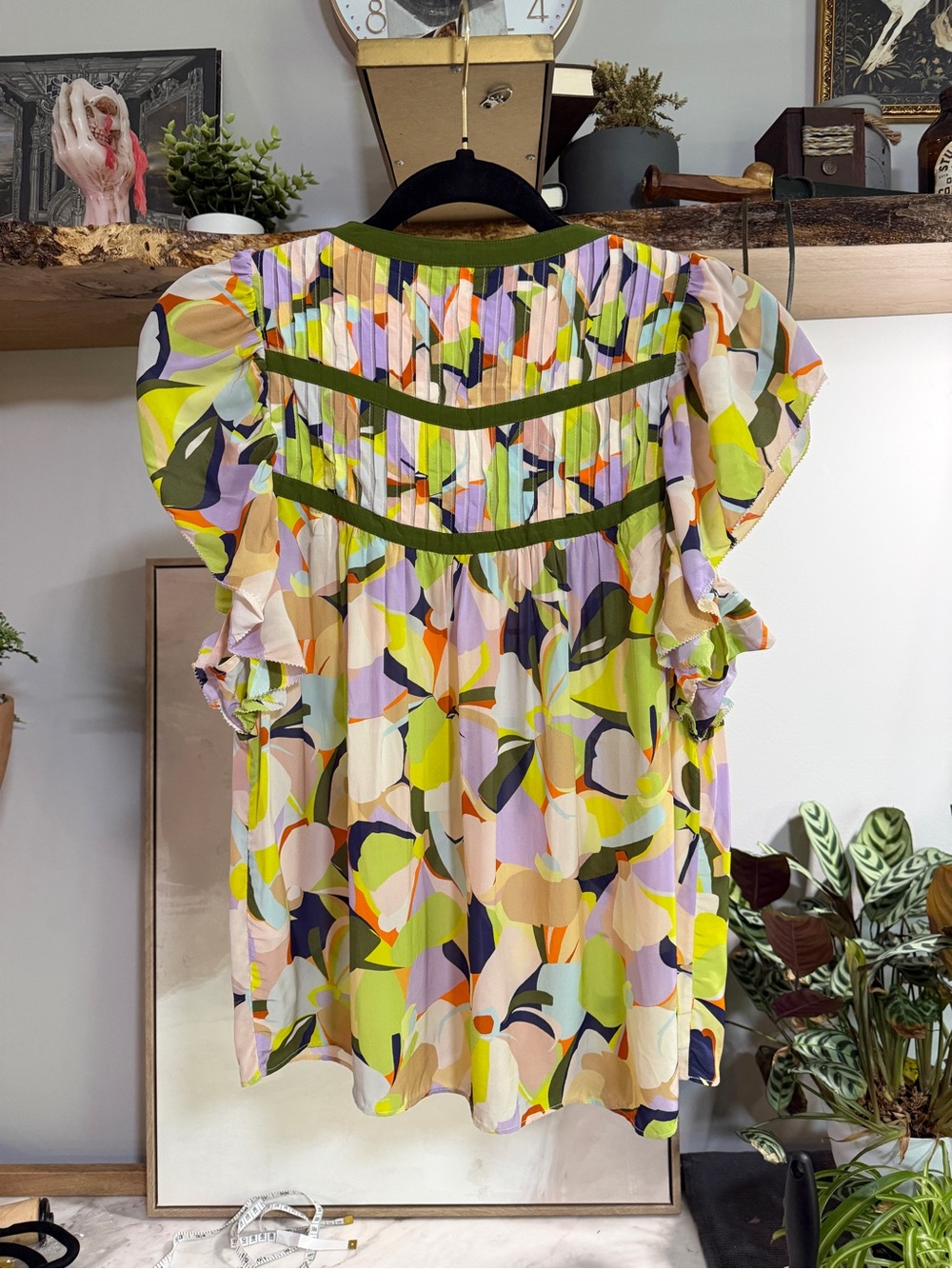 Caballero Lime Multi-Color Ruffled Sleeve Pleated Blouse - Picture 4 of 8